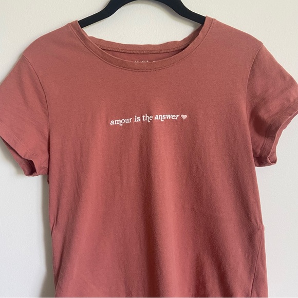 Abercrombie & Fitch ‘amour is the answer’ Tee SIZE MEDIUM - Picture 5 of 5